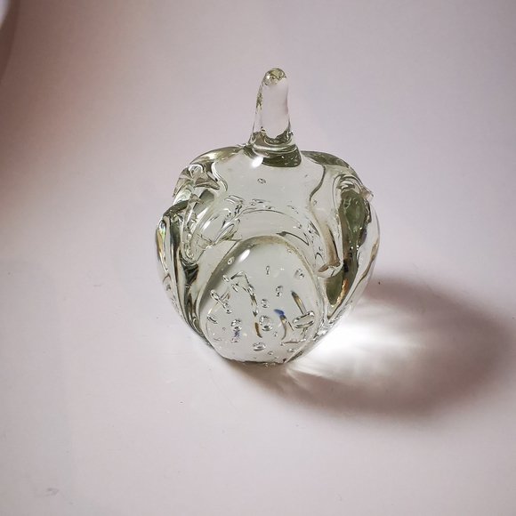 Vintage Clear Art Glass Strawberry Paper Weight - Picture 4 of 10